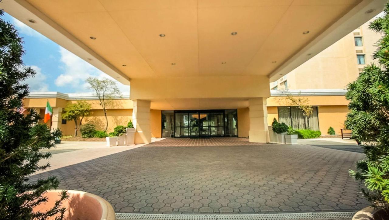 Magnuson Grand & Conference Center Somerset-Bridgewater المظهر الخارجي الصورة