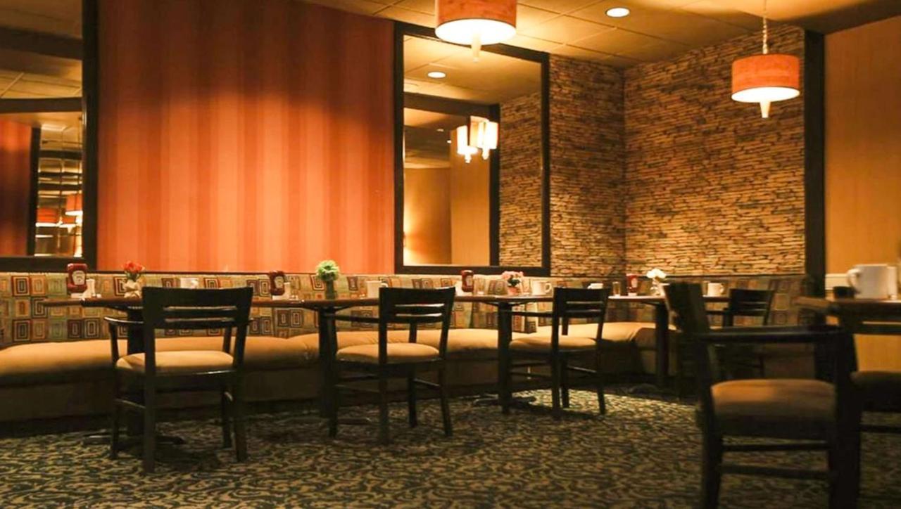 Magnuson Grand & Conference Center Somerset-Bridgewater المظهر الخارجي الصورة