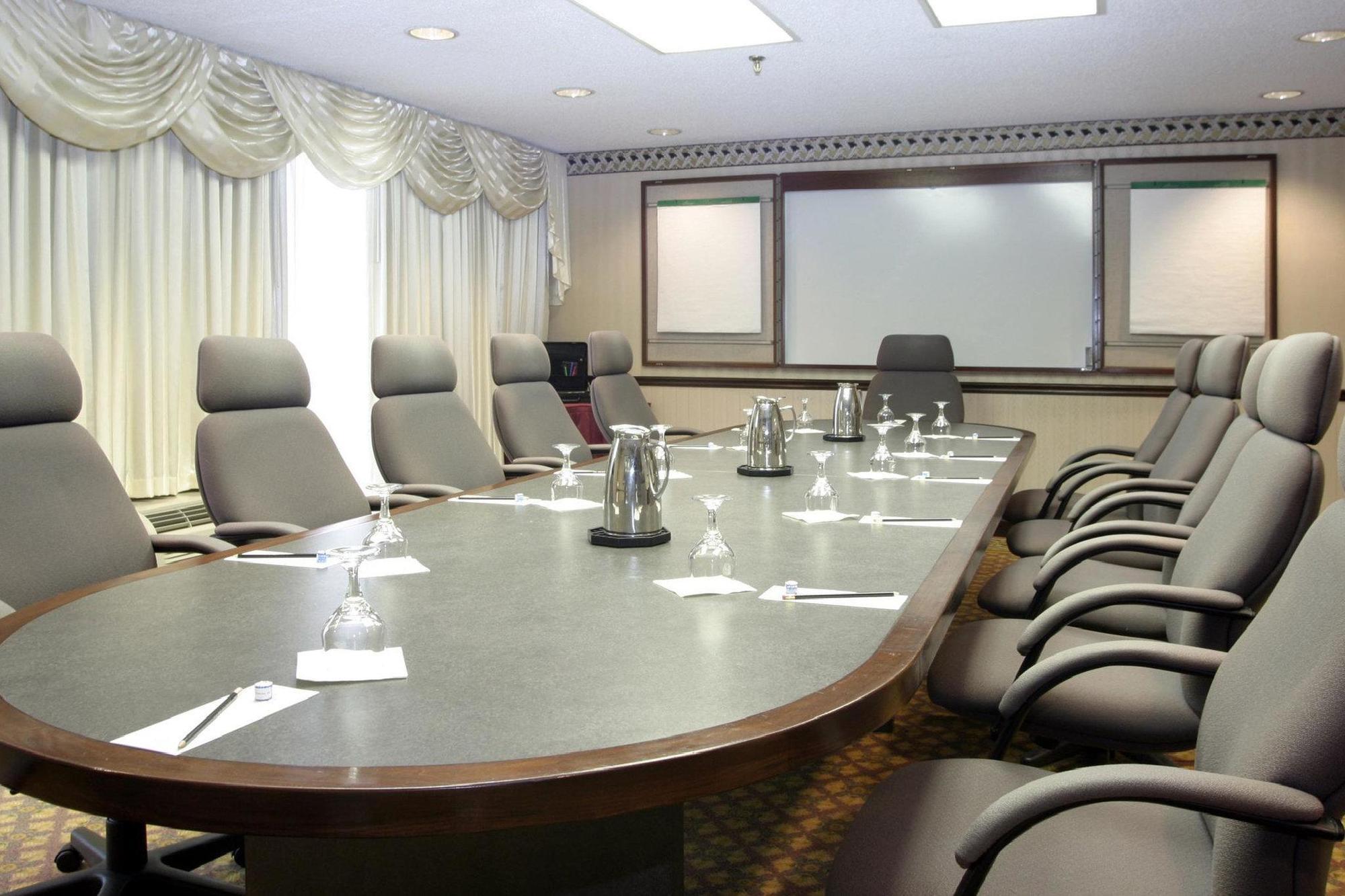 Magnuson Grand & Conference Center Somerset-Bridgewater المظهر الخارجي الصورة